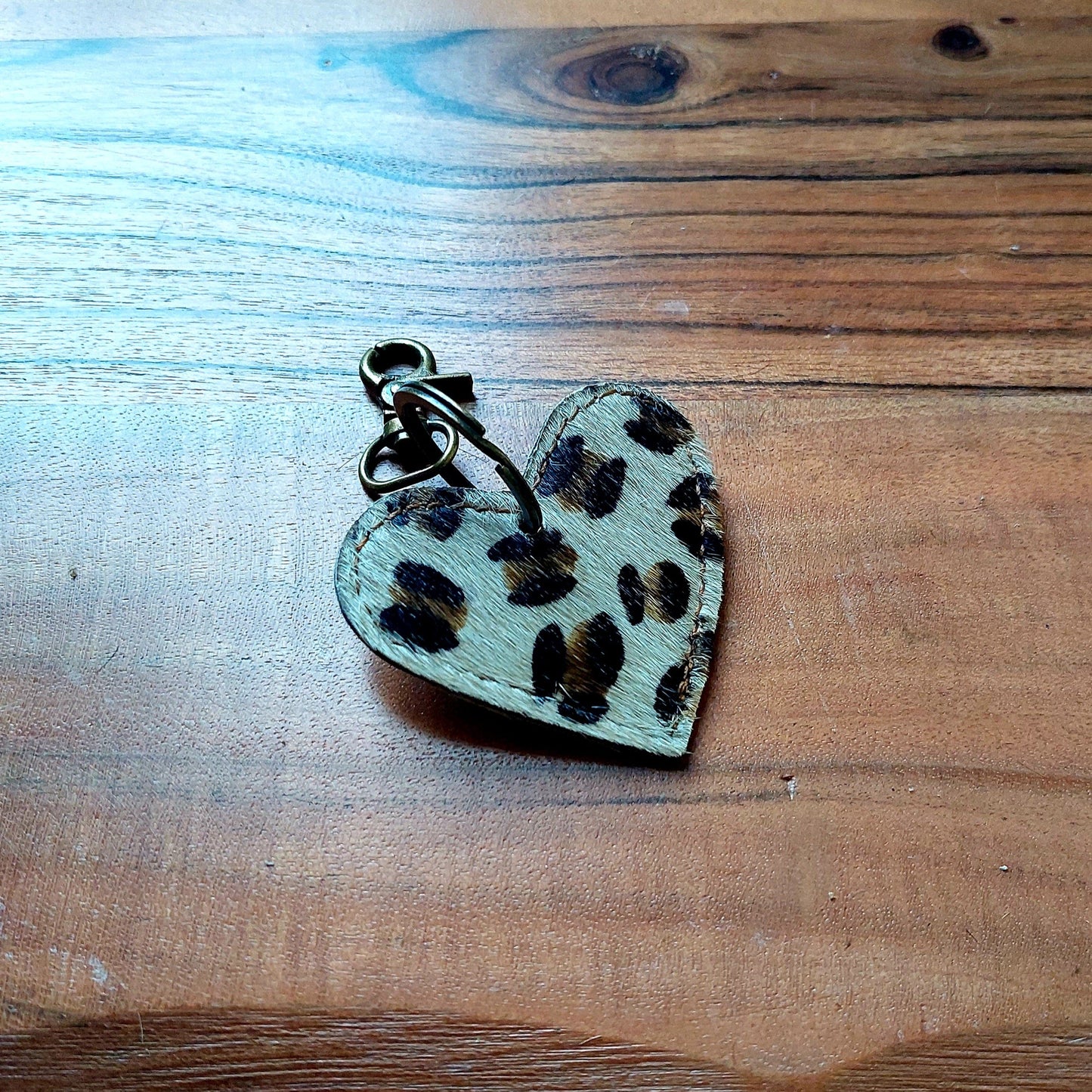 Keychain - Heart cowhide